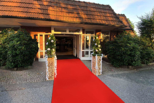 Rollen Sie den roten Teppich für Ihre Kunden aus – mit dem Premium-Messe-Nadelfilz - Rollen Sie den roten Teppich für Ihre Kunden aus – mit dem Premium-Messe-Nadelfilz