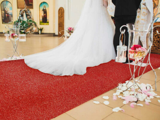 Hochzeitsteppiche Trends 2024 für den schönsten Tag im Leben - Hochzeitsteppiche Trends 2024 für den schönsten Tag im Leben