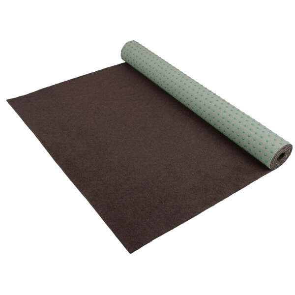 Braune Teppichmatte aufgerollt, teilweise ausgerollt, mit grün gemusterter Rückseite und einem Etikett „Erhältlich in 3 Breiten“. Eingefügtes Detailbild am Rand zeigt den Querschnitt der Matte mit Hervorhebung der Dicke von 5 mm.