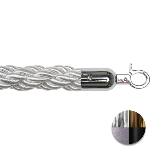 Nahaufnahme eines silberfarbenen, gedrehten Absperrseils mit glänzendem, metallischem Hakenverschluss, rechts im Bild. Unten rechts sind vier Material- bzw. Farbvarianten des Verschlusses als kleine Kreise abgebildet: glänzend silber, gold, matt silber und schwarz.
